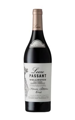 Leeu Passant Old Vines Basson Wellington Cinsault 2022