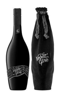 Mollydooker - Velvet Glove Shiraz With Gift Bag